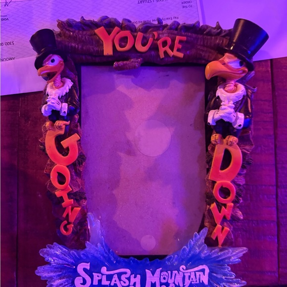 Disney World Splash Mountain Photo Frame with Vultures - Picture 2 of 2